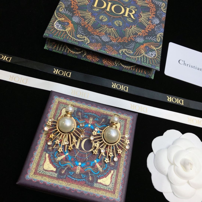 chr1st1an D10r earrings